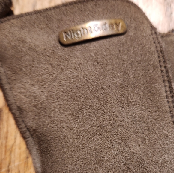 🔥AZALEA WANG " DAY AND NIGHT " BOOTS " BRAND NEW " Leather Suede Size 39 - Picture 6 of 6